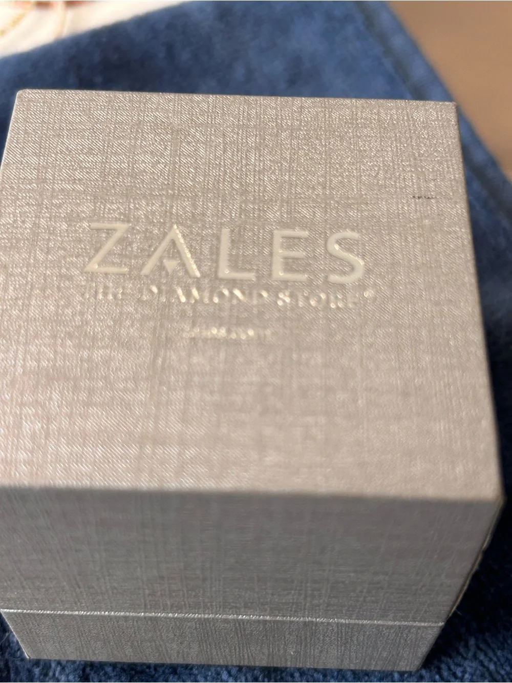 10K White Gold Ring 1/4 Ct princess cut  3 main stones, purchased from Zales 6